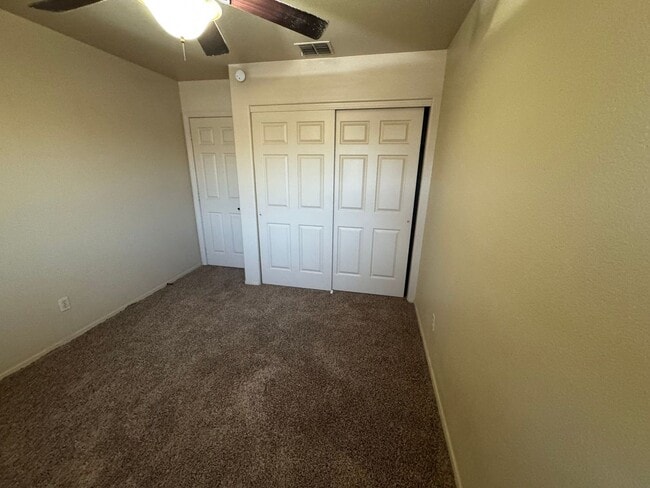 Building Photo - 3 Bedroom - 2.5 Bath - 1395 Sq. Ft. Home f...