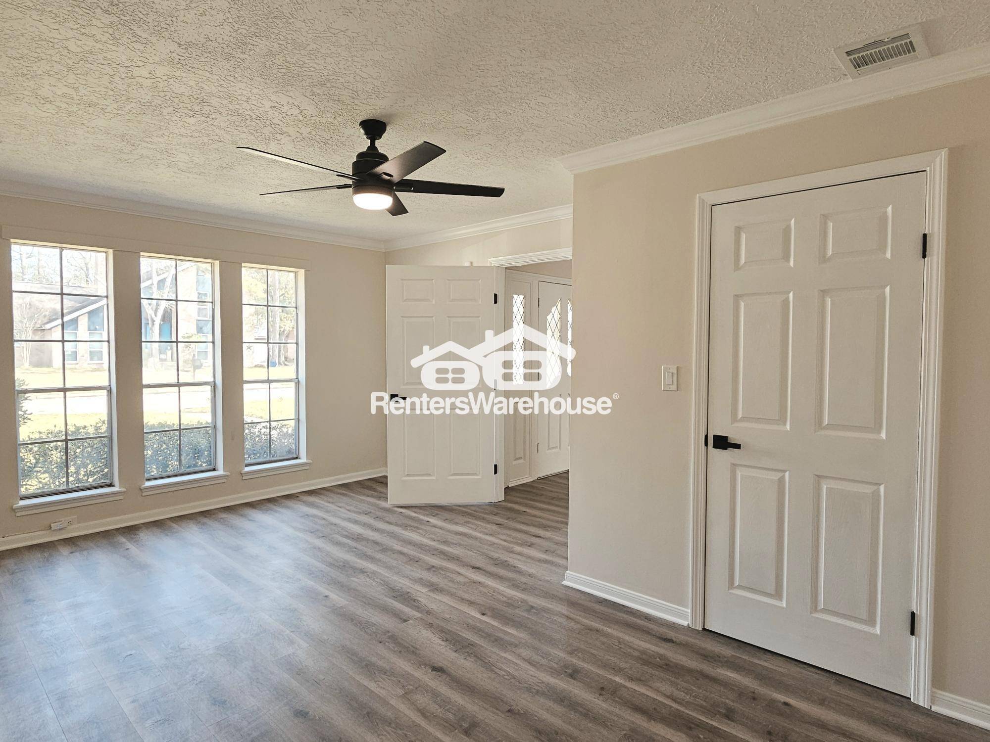 Building Photo - 16627 Aldenham Pl