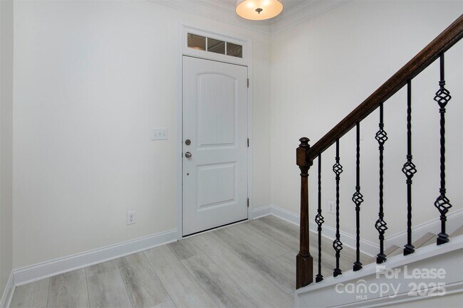 Building Photo - 2227 Eversham Dr NW