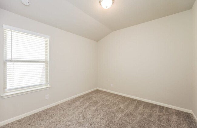 Building Photo - 13134 Braxon Pass