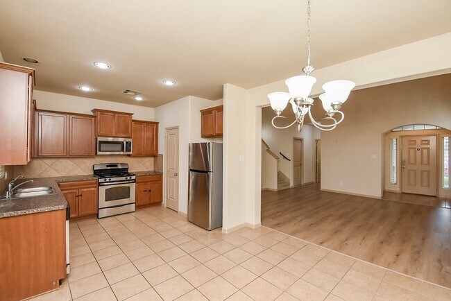 Building Photo - 2106 Harmon Crest Ct