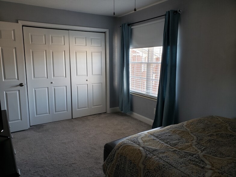 Primary bedroom closet - 5 Downing St