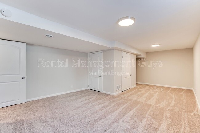 Building Photo - 3714 Kipling Ave