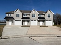 Building Photo - 71 SE 361st Rd