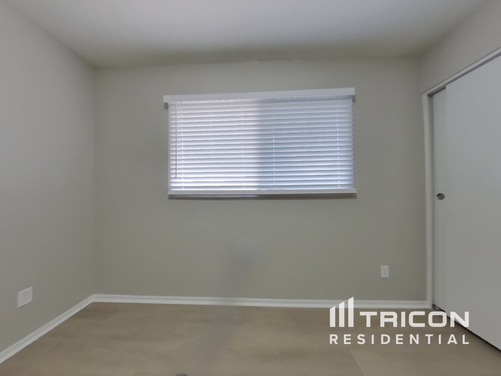 Building Photo - 3310 W Acoma Dr