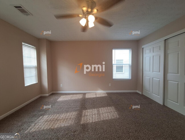 Building Photo - 5604 Sable Way