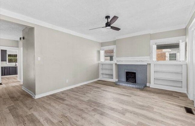 Building Photo - Cozy and Newly Renovated 3 Bedroom 1 Bath ...