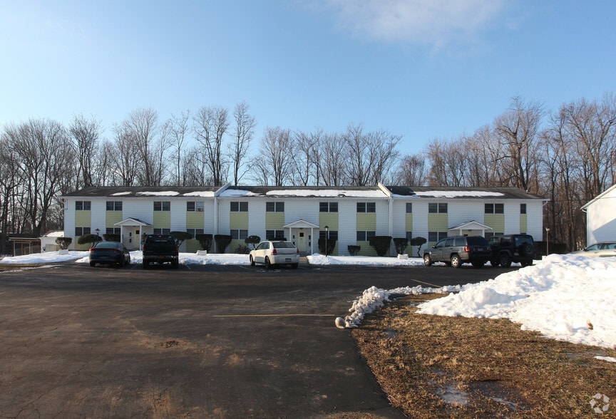 Building Photo - Saugerties Cove View Apartment Homes