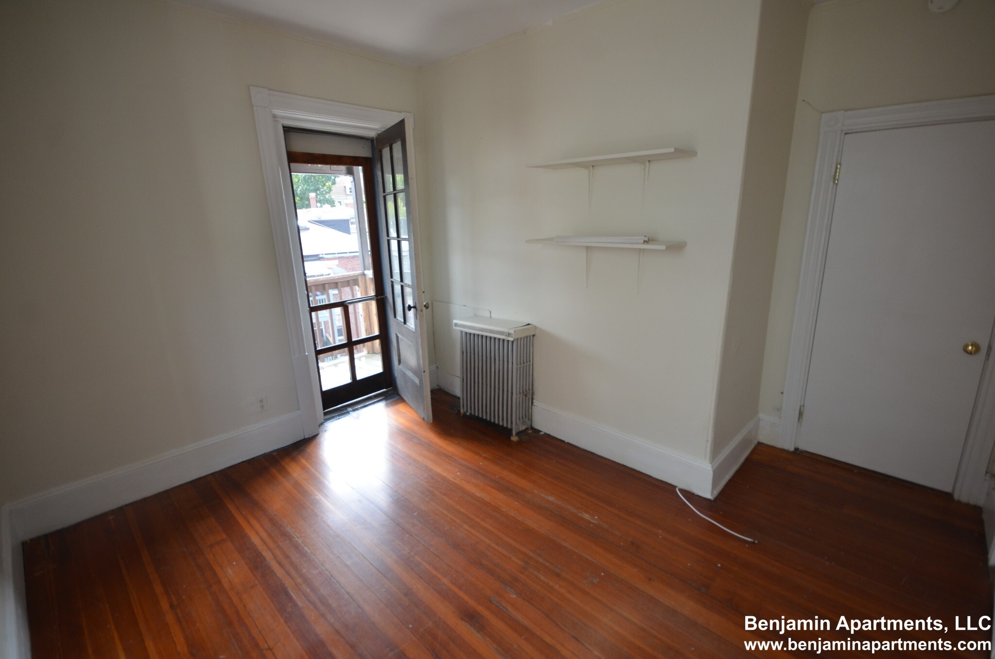 Building Photo - 1589 Beacon St