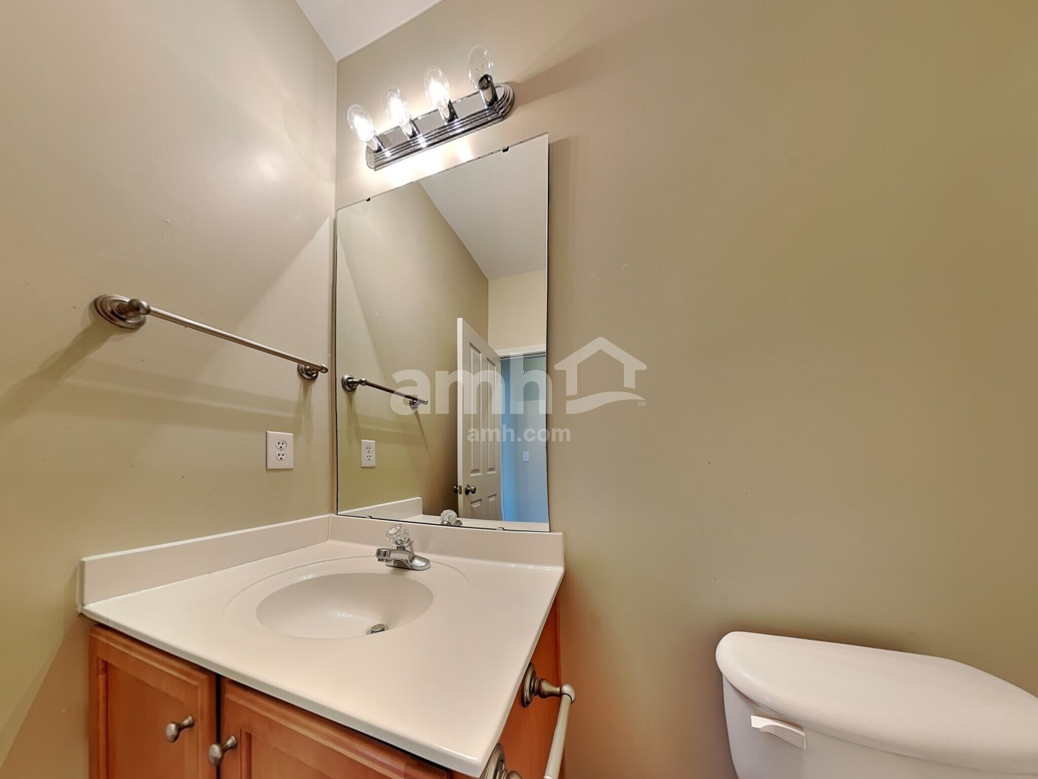 Building Photo - 13644 Swinton Rd