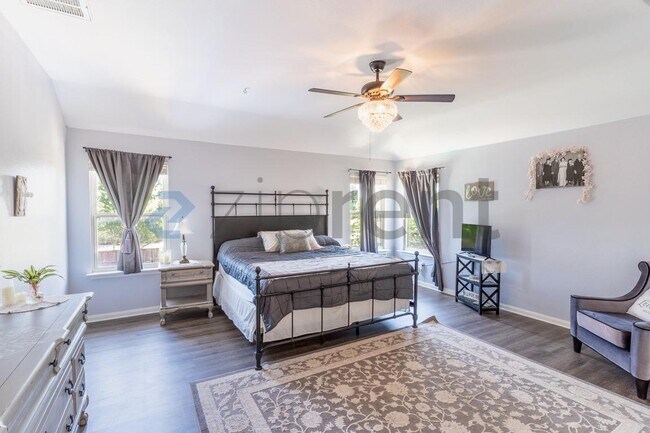 Building Photo - 18421 Shallow Pool Dr