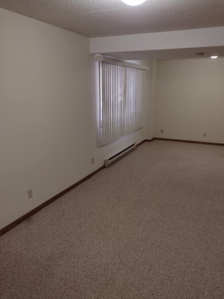 Building Photo - 3212 McElroy St