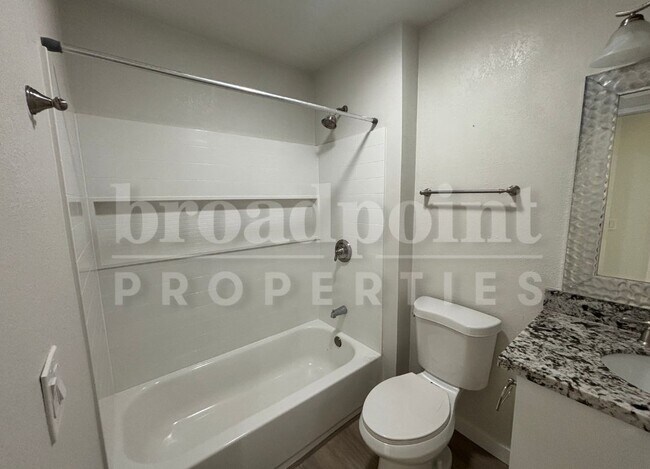 Building Photo - 15635 Corte Raposo