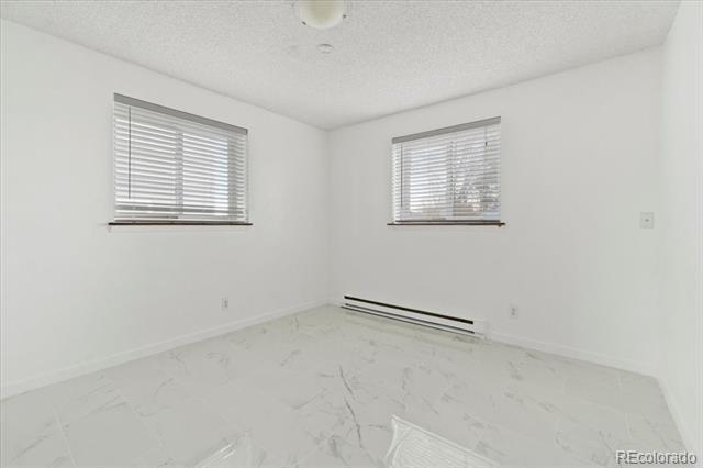 Building Photo - 214 S Ingalls St