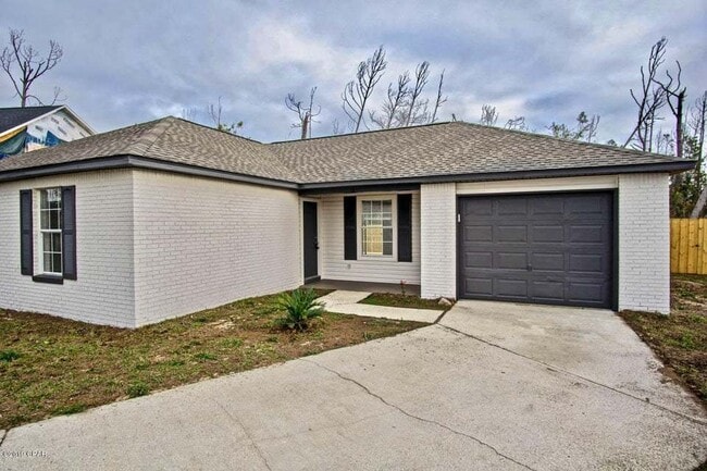 Building Photo - "Coming Soon! Charming 4-Bedroom Home in P...