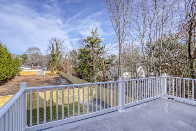 Building Photo - 35617 Airport Rd