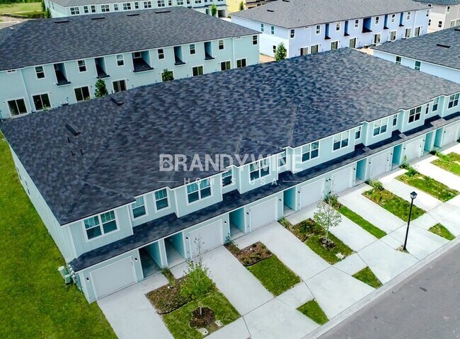 Building Photo - 509 Narnia Ct