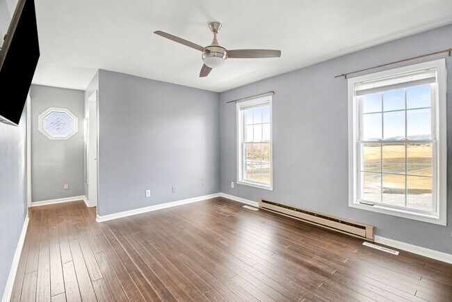 Building Photo - Beautiful updated Country Home