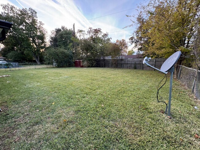 Building Photo - Beautiful 4 bedroom home in Bossier