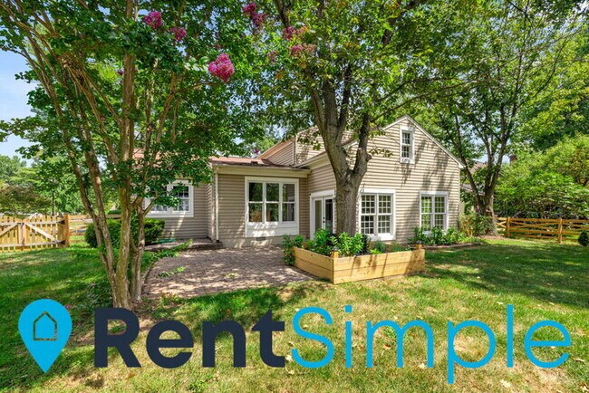 Building Photo - 13611 White Barn Ln