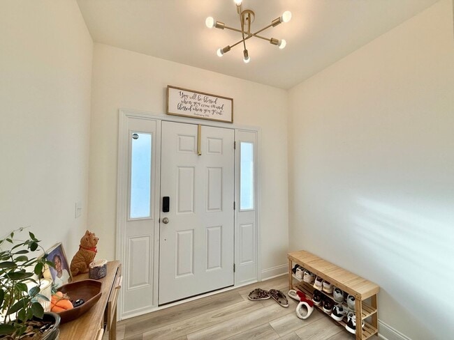 Building Photo - Newly Built 3BD, 2.5BA End Unit Zebulon Townhome in an HOA Community with Premier Amenities