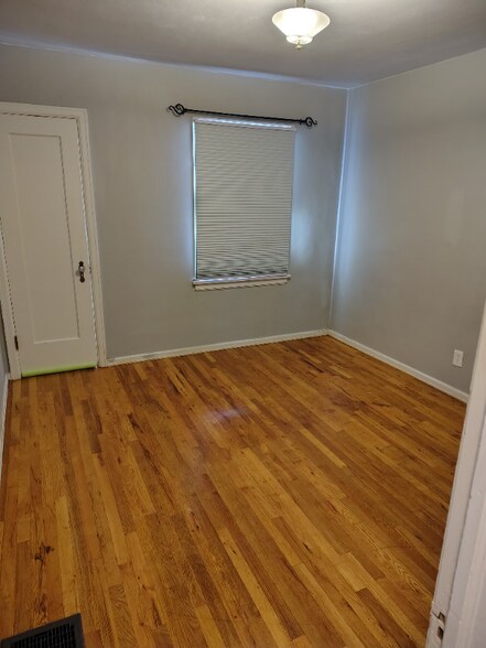 Building Photo - 636 Euclid Ave