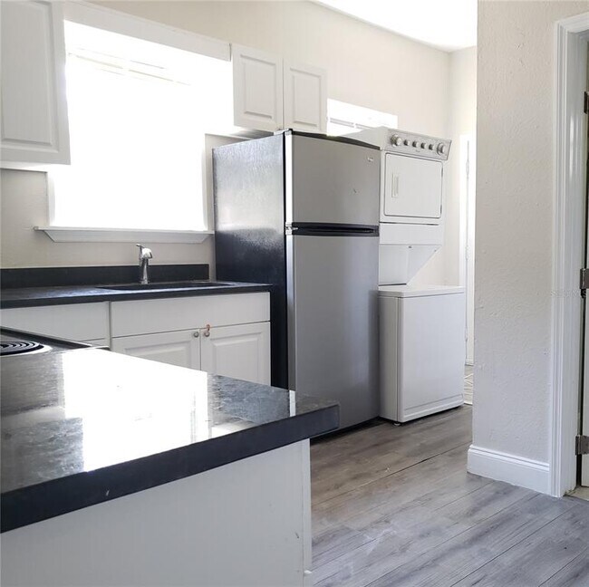 Building Photo - 2403 Durham St