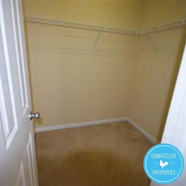 Building Photo - 105 Chandler Springs Dr