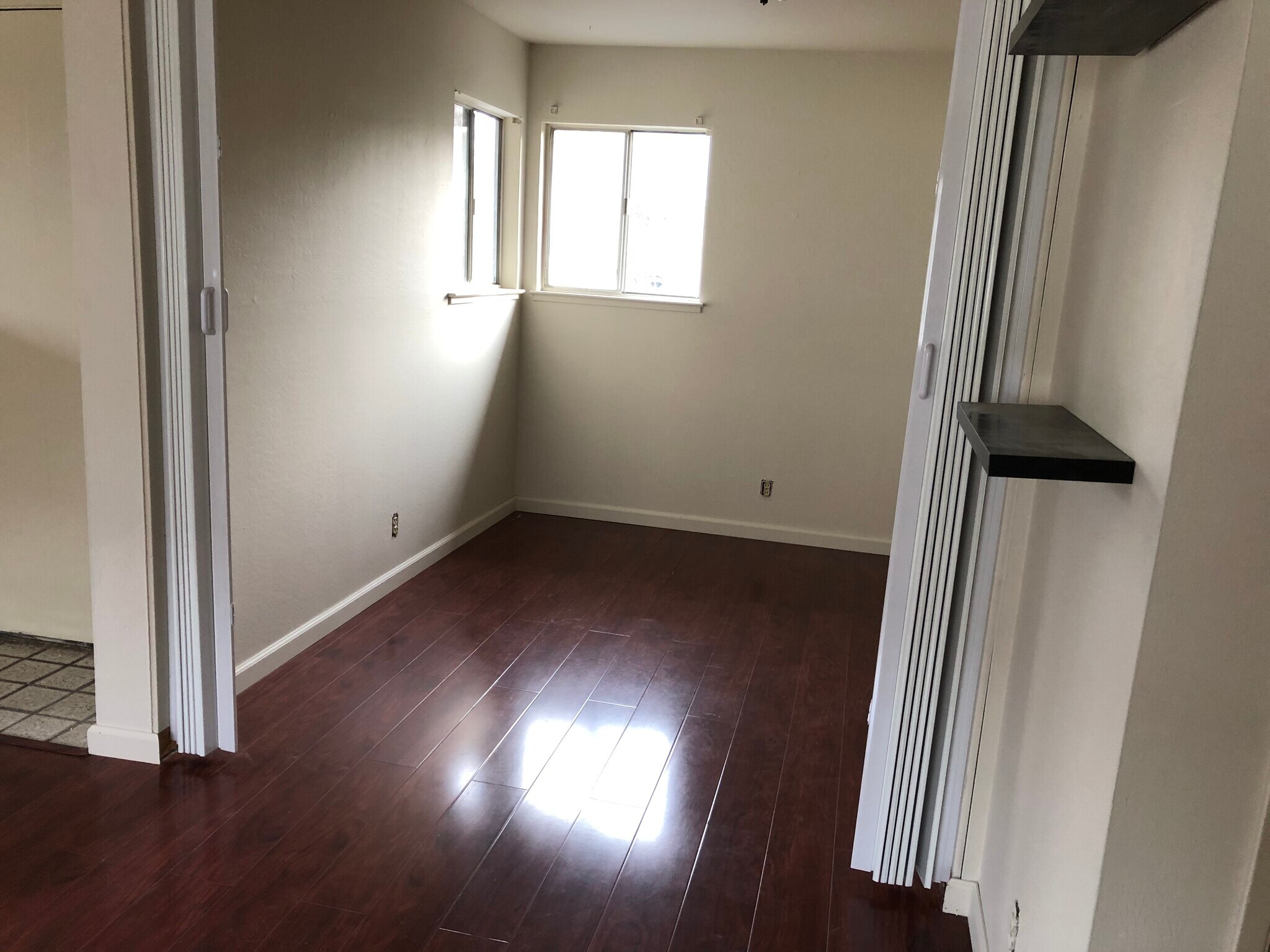 Building Photo - 872 Gallatin Dr