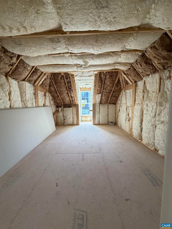 Building Photo - 2018 Larkin Ave