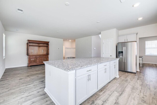 Building Photo - 309 Merganser Dr