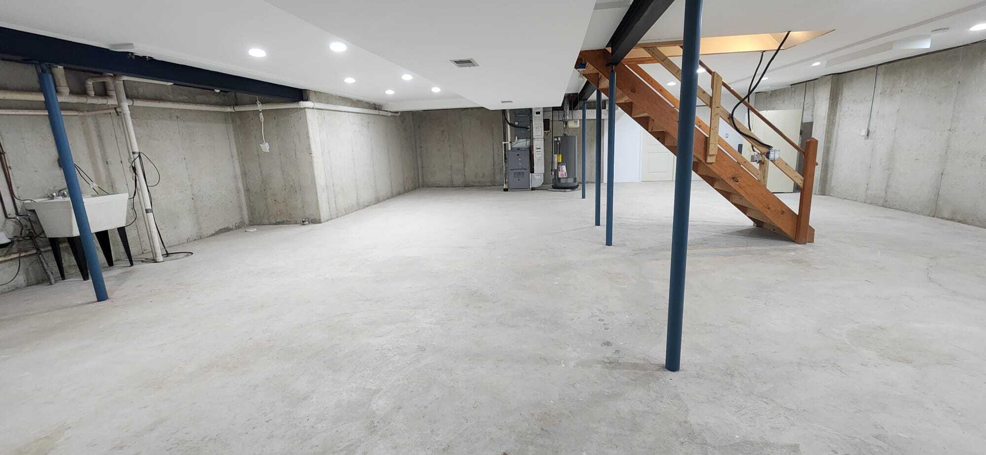 Building Photo - 1038 Boeshore Cir