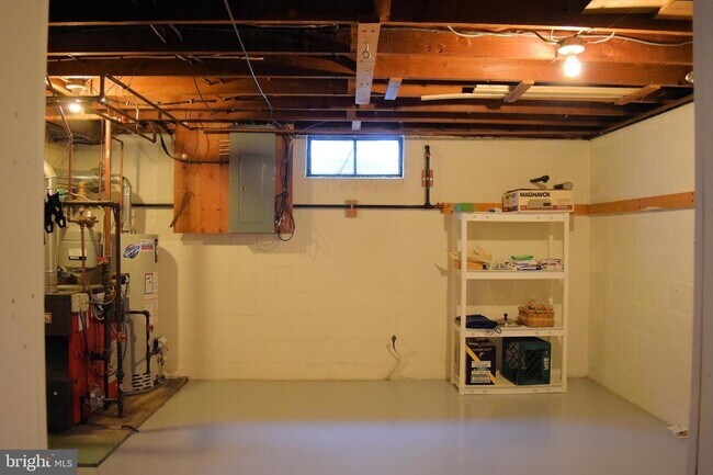 Building Photo - Beautiful 2 bed Rancher for Rent. Palmyra