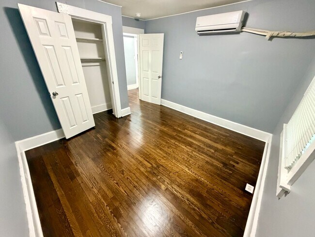Building Photo - 406 Highland Ave