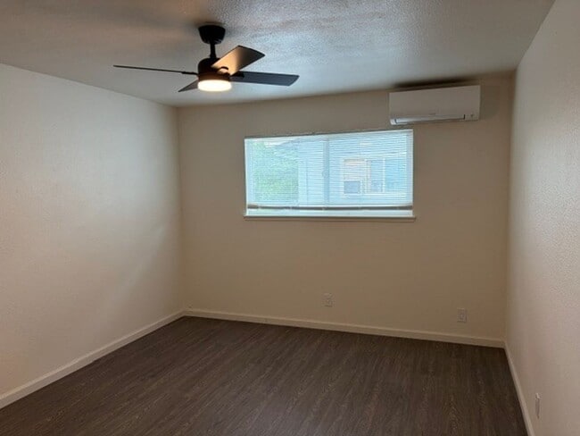 Building Photo - 1813 Piedmont Way