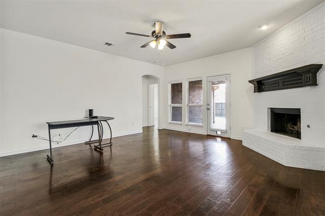 Building Photo - 13463 Four Willows Dr