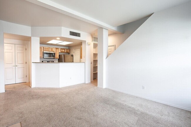 Building Photo - 900 Bitner Rd