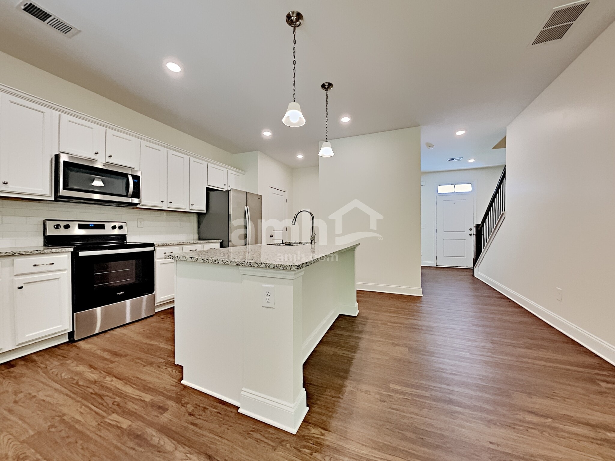 Building Photo - 3358 Okelly Dr