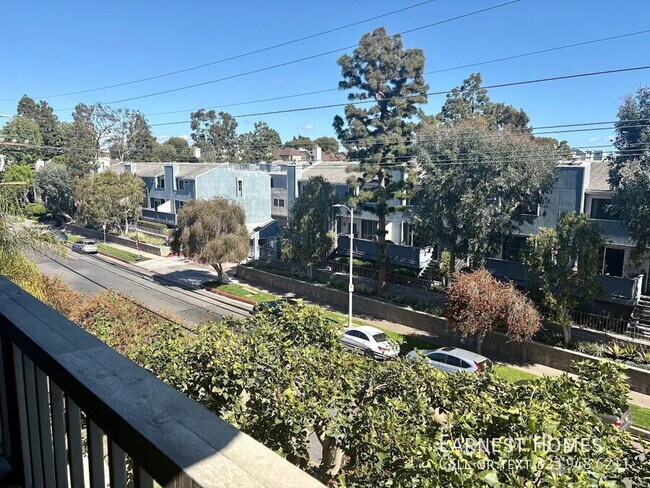 Building Photo - 8740 Tuscany Ave