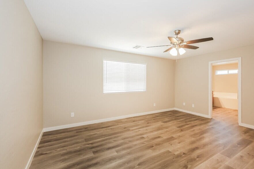 Building Photo - 6212 Red Jamboree Ct