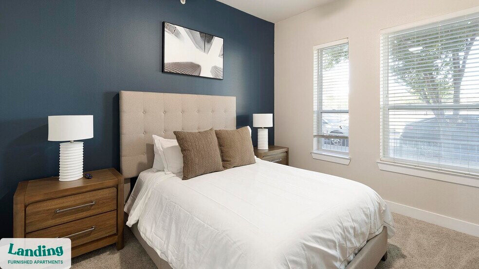 Building Photo - 3501 Ross Ave