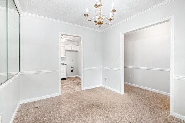 Building Photo - 1704 Hunting Creek Dr SE