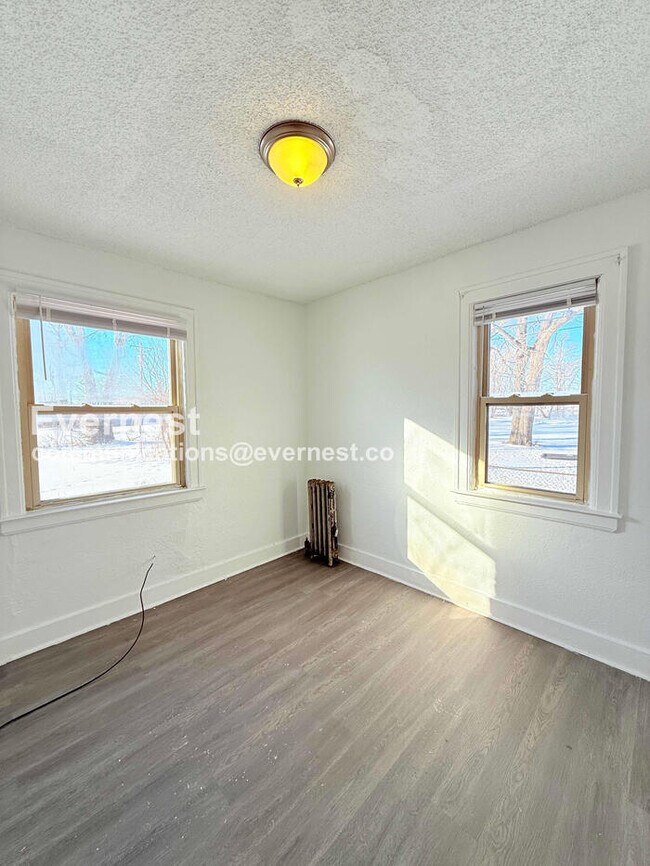 Building Photo - 13909 Hartwell St