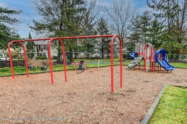 Building Photo - 500 Danbury Ln