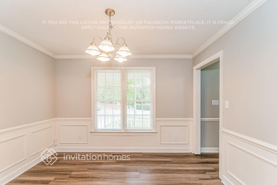 Building Photo - 4504 Bartholomew Cir