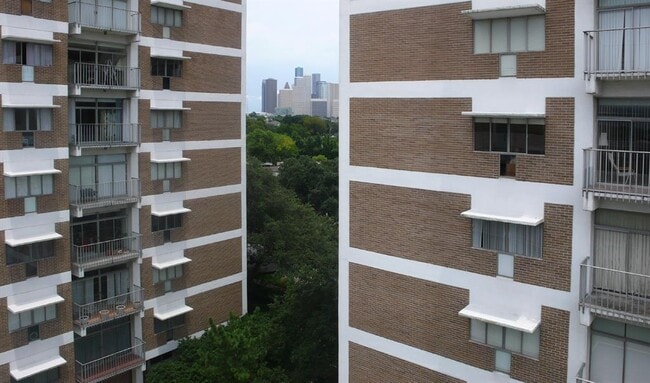 Primary Photo - 3614 Montrose Blvd