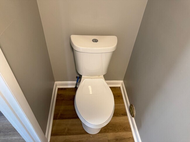 Building Photo - 7801 3rd Ave S