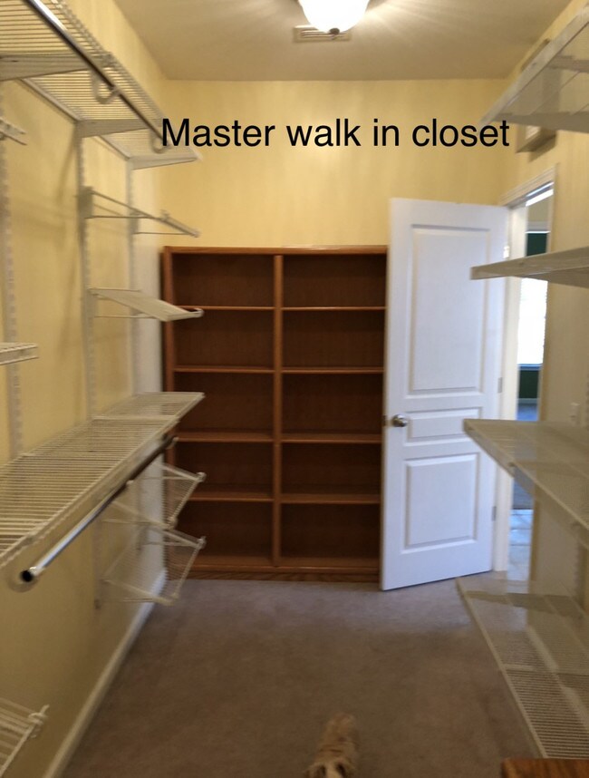 Building Photo - Cotton Creek