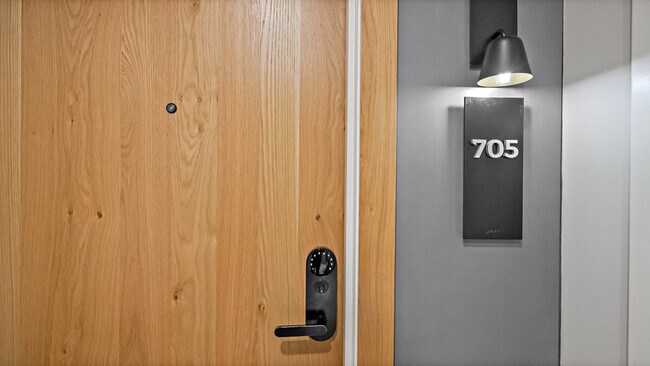 Building Photo - 1852 7th St NW