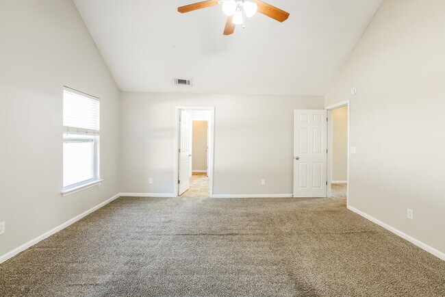 Building Photo - 1006 Rolling Meadows Rd